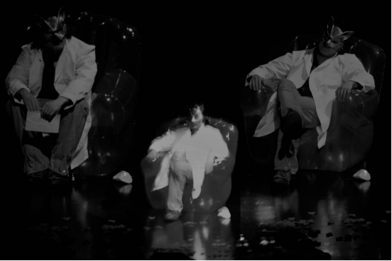 荒诞悬疑独角戏《把三分之一折成雪原》演出项目概况629.png